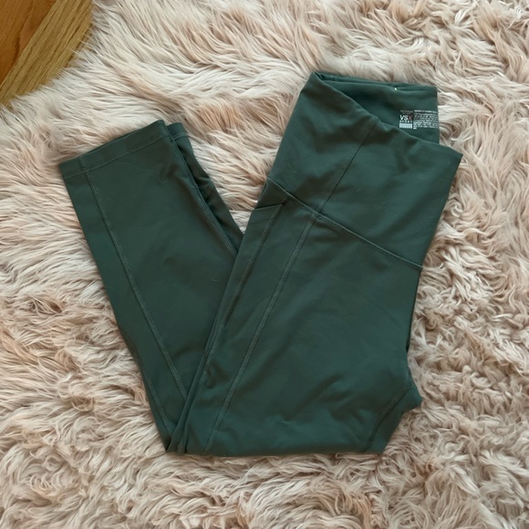 Victoria sport medium capris - Picture 5 of 5